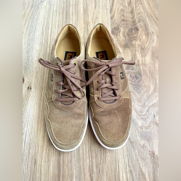 FootJoy FJ Casual Spikeless Golf Shoes Tan Waxed Waterproof Suede Mens 7M EUC - Picture 3 of 5